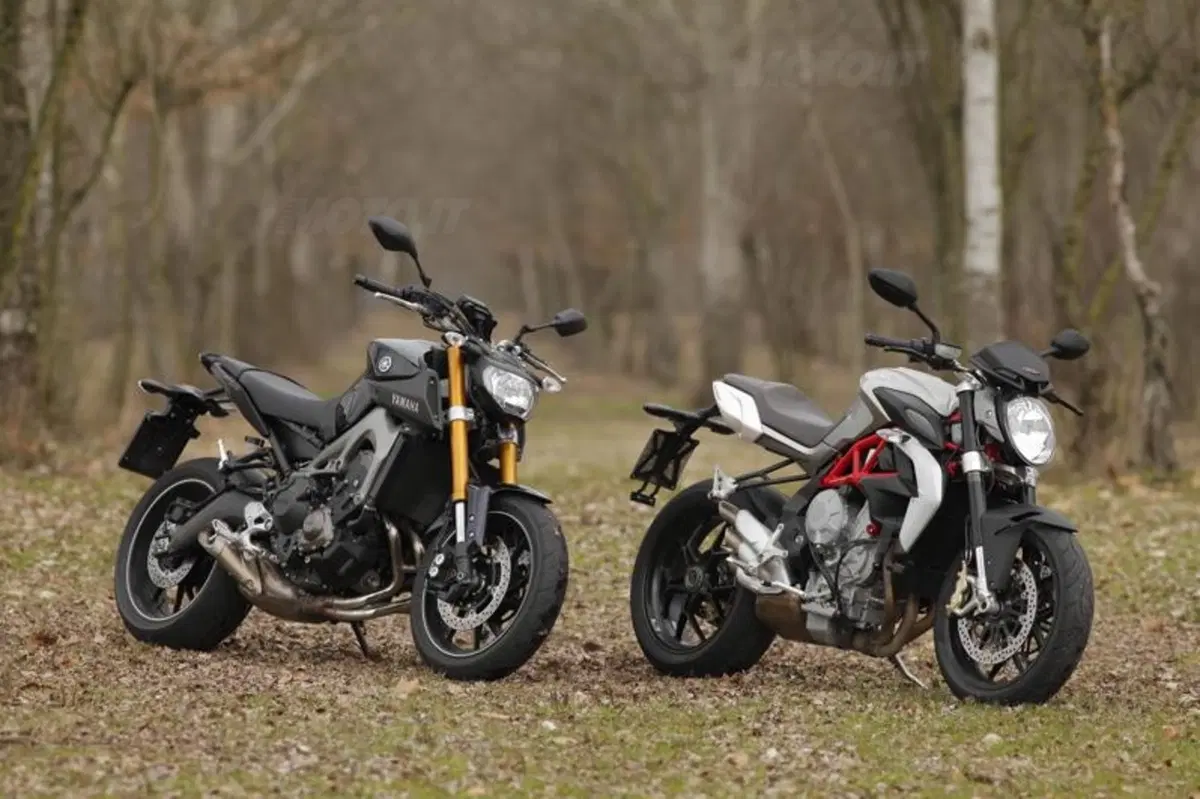 Mv Agusta Brutale 800 vs Yamaha MT-09 (29)