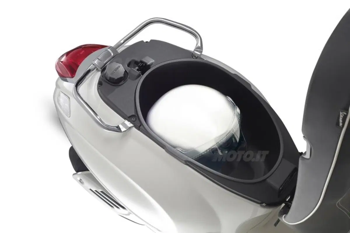 Vespa Sprint 125 (25)