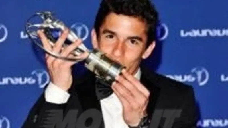Marquez e Vettel premiati come miglior esordiente e sportivo dell'anno 