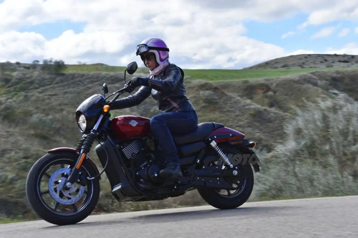  Harley-Davidson Street 750 (9)