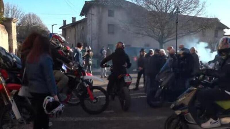 Corteo di motociclette per l&rsquo;ultimo saluto a Lorenzo Parelli