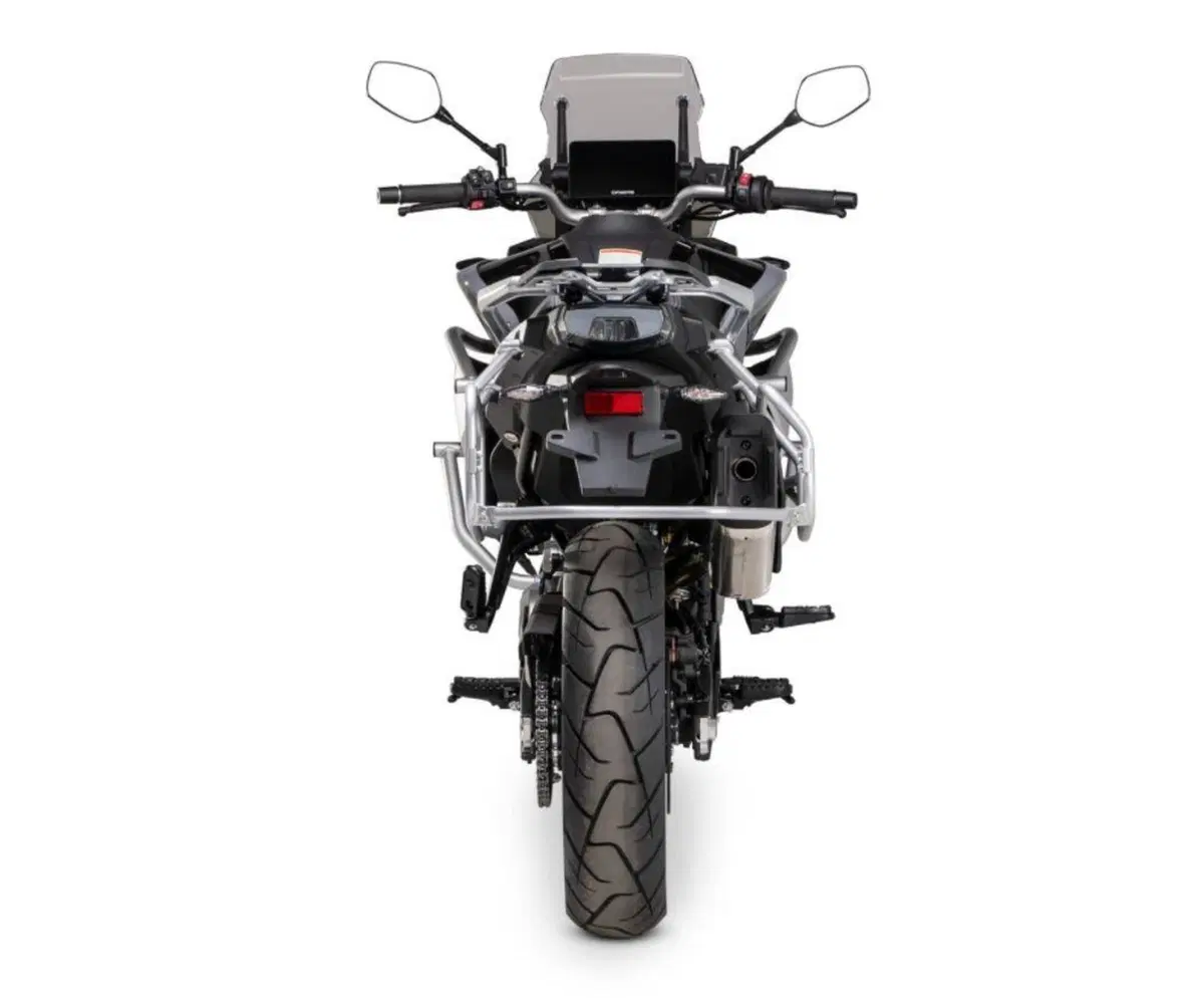 Nuove CFMoto 800MT Sport e 800MT Touring: i prezzi in Italia (3)