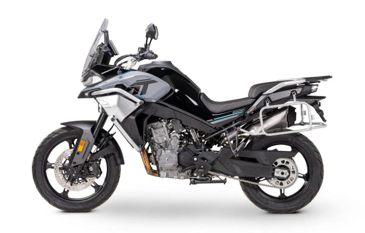 Nuove CFMoto 800MT Sport e 800MT Touring: i prezzi in Italia (2)