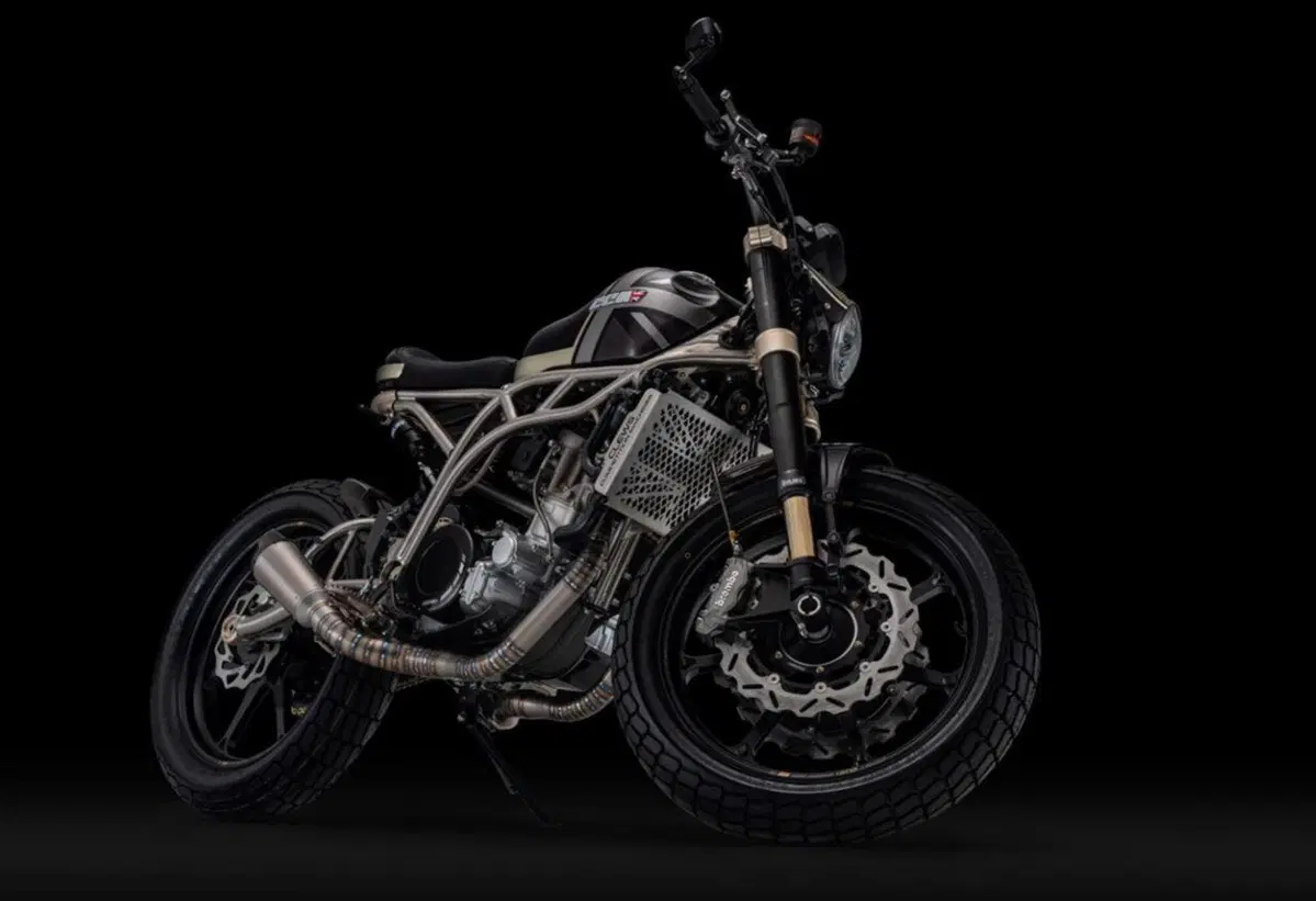CCM Heritage '71: solo 136 kg grazie al titanio