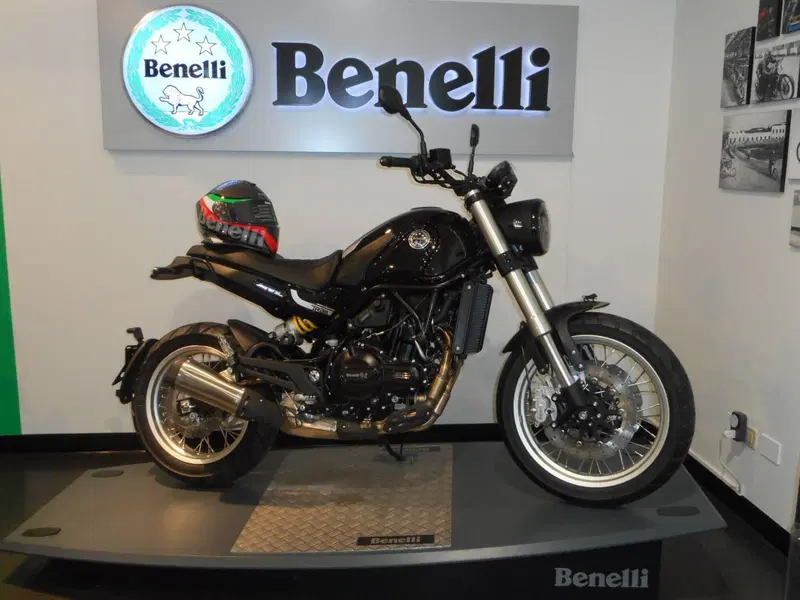 Benelli Leoncino 500 Trail (2021 - 26)