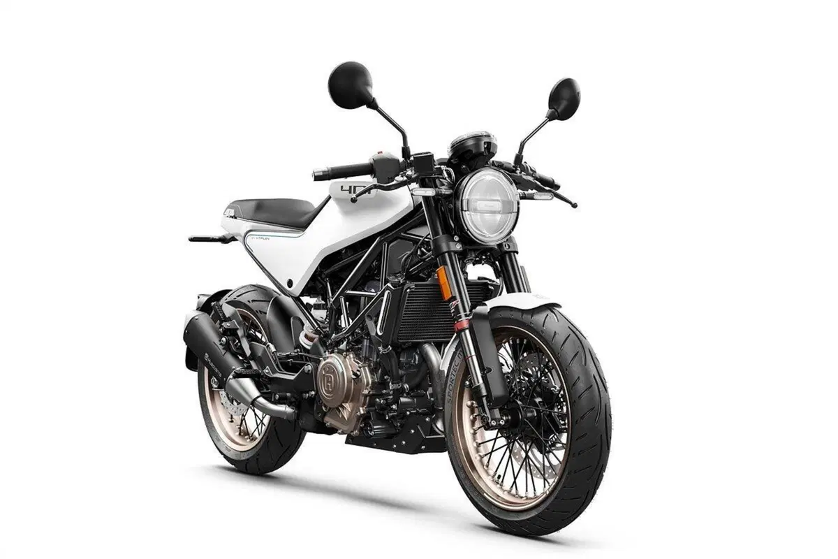 Husqvarna Svartpilen 125 e 401, Vitpilen 401: aggiornamenti e prezzi 2022 (2)