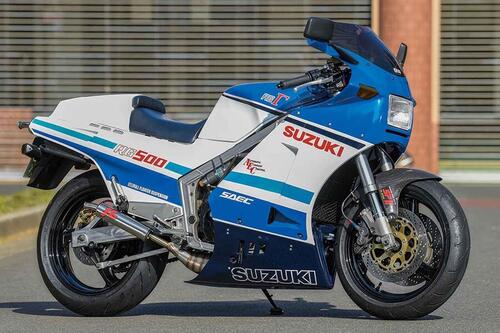 Suzuki RG 500 Gamma Quality Works: due tempi replica aggiornata (3)