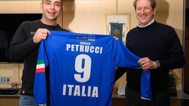 Danilo Petrucci omaggiato con la Maglia Azzurra