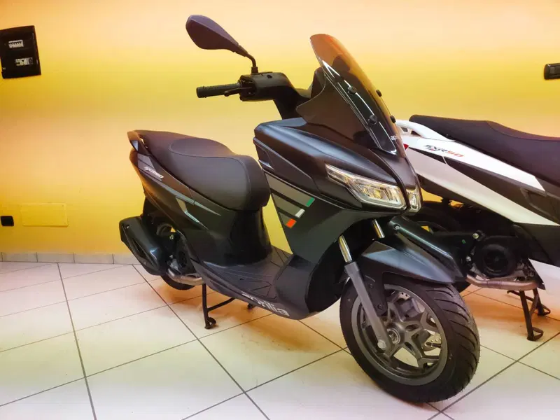 Aprilia SXR 50 (2021 - 26) (3)