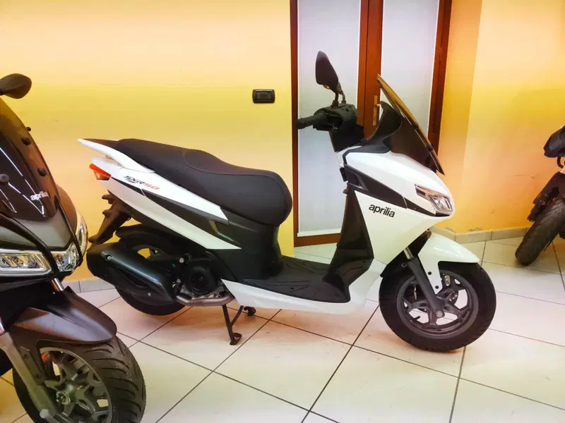 Aprilia SXR 50 (2021 - 26) (7)