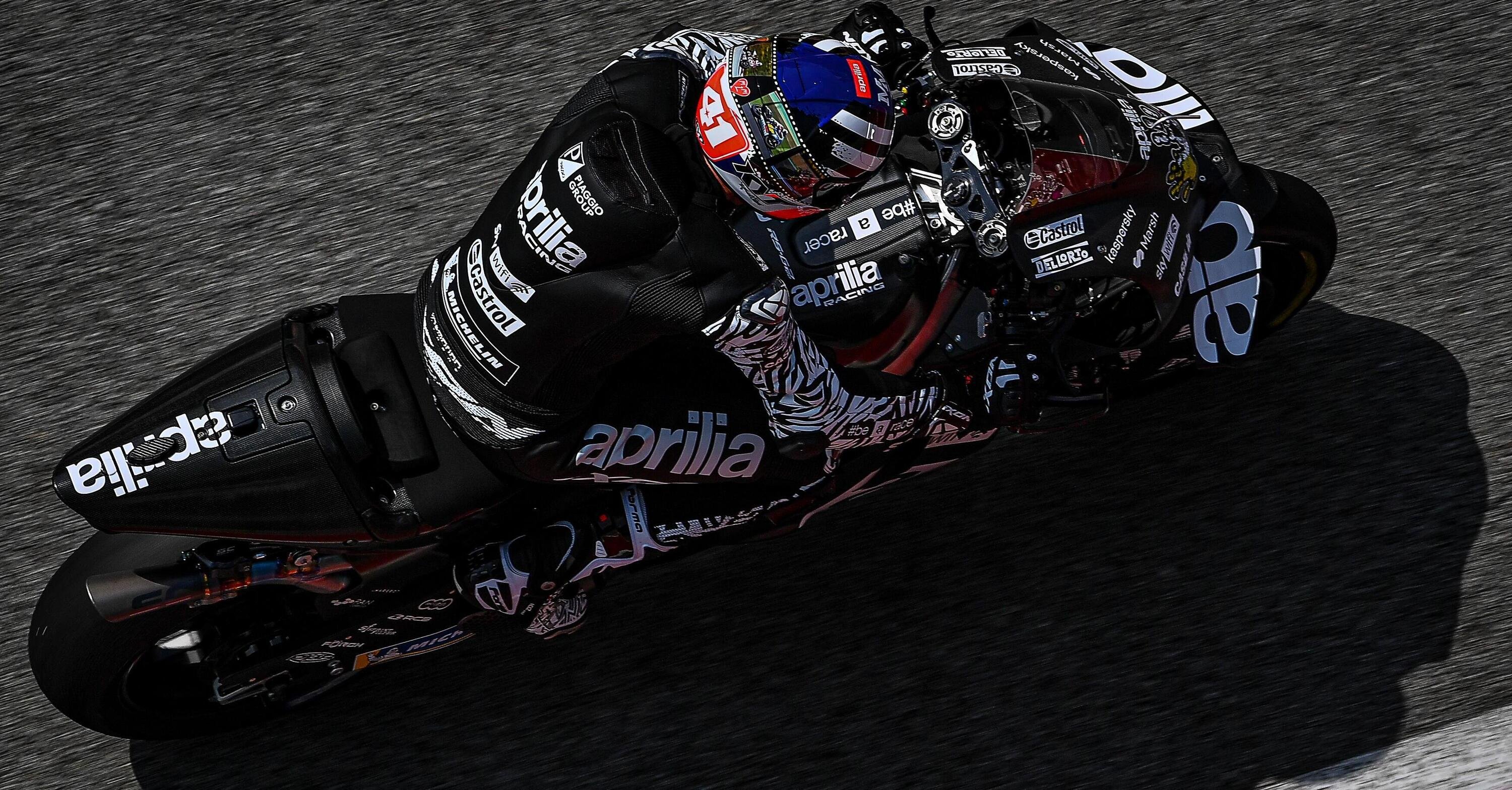 MotoGP, test Sepang/1: Uno-due Aprilia