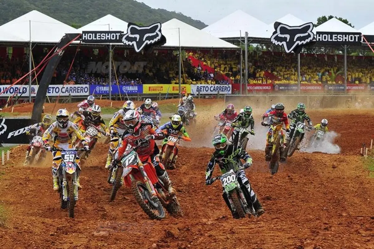 MX, GP del Brasile. Cairoli e Tonus vincono a Beto Carrero (5)