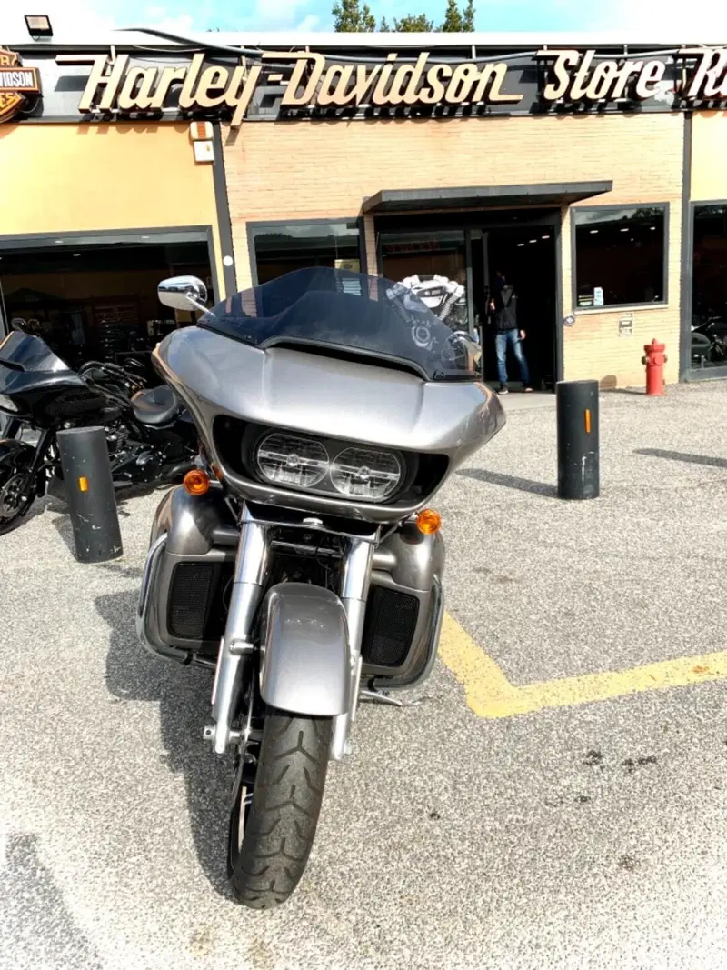 Harley-Davidson 1690 Road Glide Ultra (2015 - 16) - FLRTU (2)