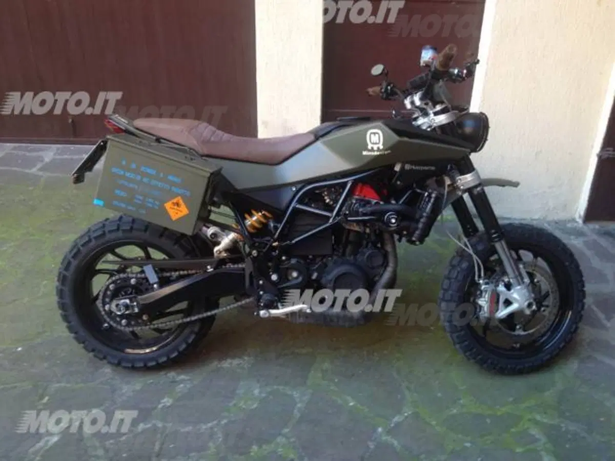 Le Strane di Moto.it: Husqvarna Nuda Scrambler (2)