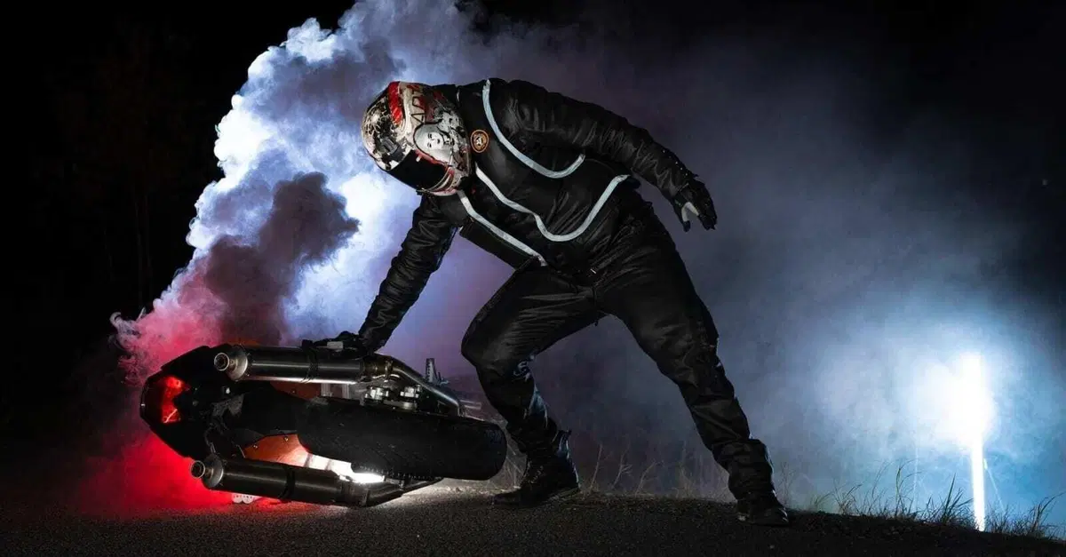 Mo'cycle: in arrivo i jeans da moto con airbag