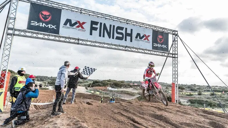 Internazionali d'Italia MX: i campioni 2022 sono Cornelius Toenel, Tim Gajser e Cas Valk