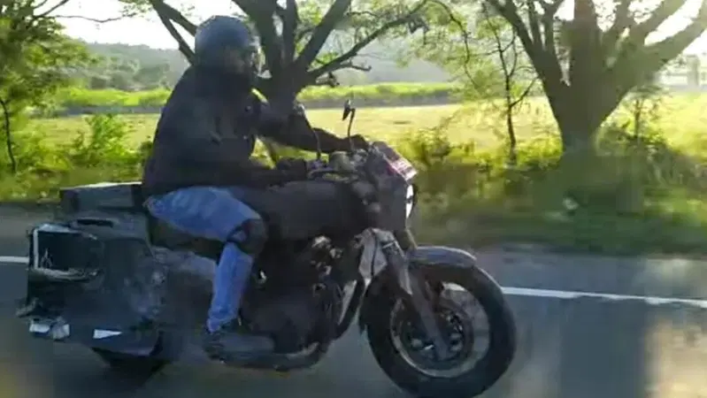 Royal Enfield SG650: dal concept alla versione di serie?