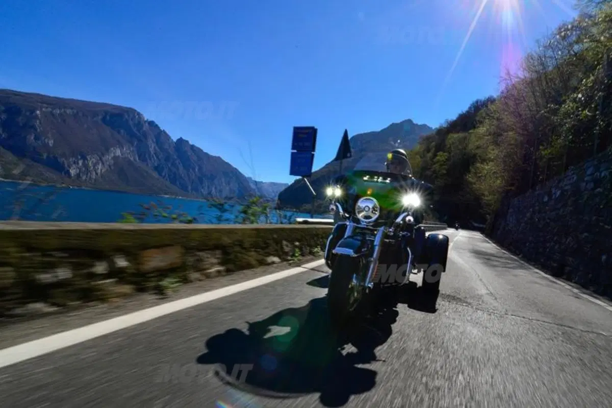 Harley-Davidson Tri Glide Ultra Classic (6)