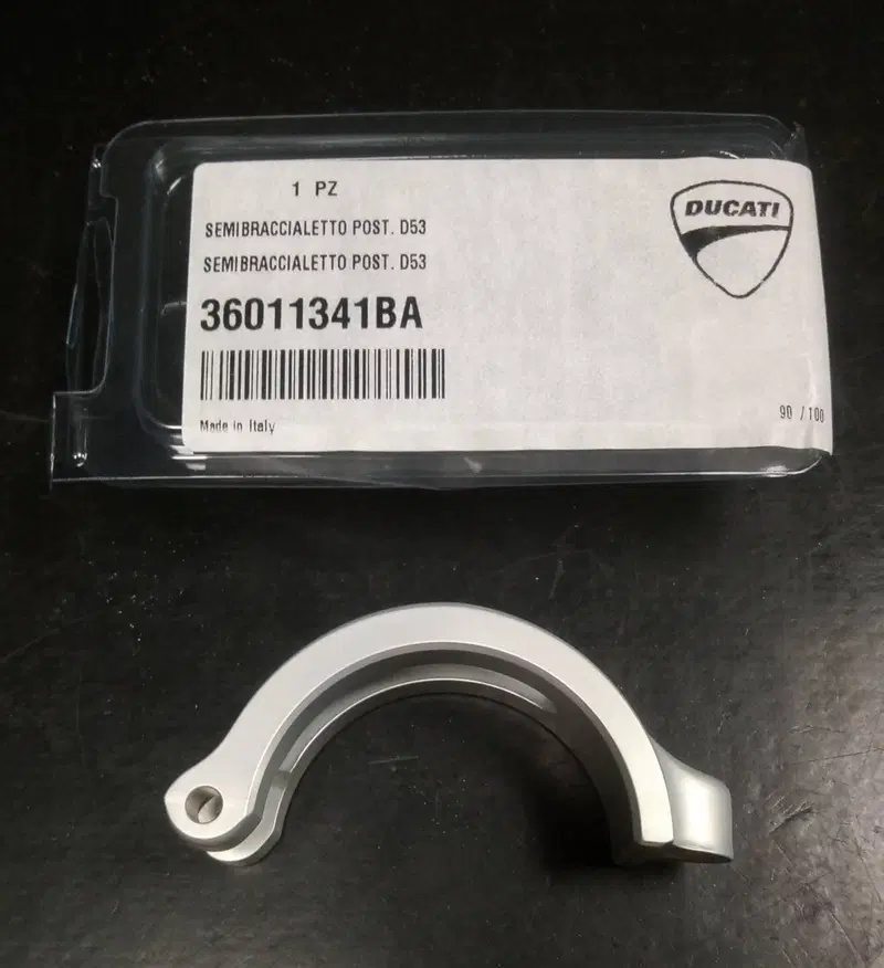 Collarino manubrio posteriore Panigale Ducati (3)
