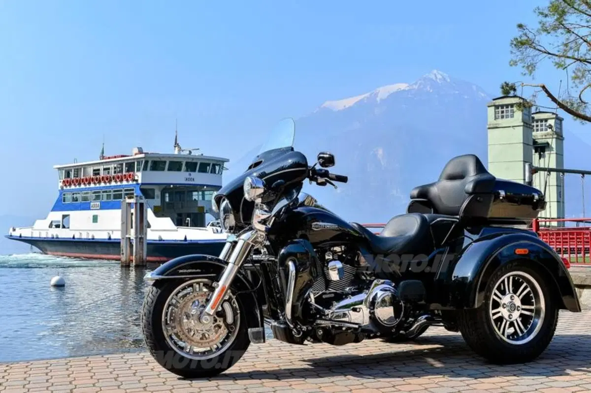 Harley-Davidson Tri Glide Ultra Classic (21)