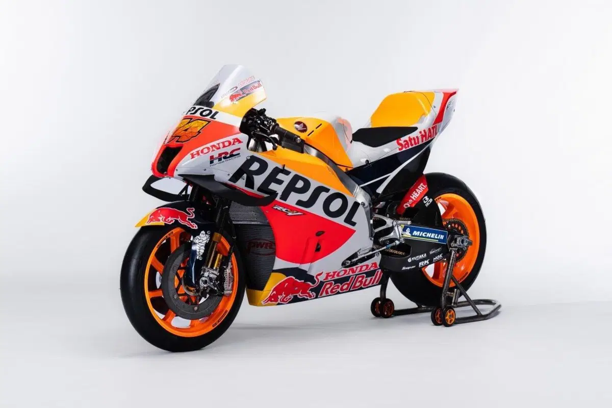 MotoGP: team Honda Repsol, ecco la nuova RC 213V di Marquez ed Espargaro