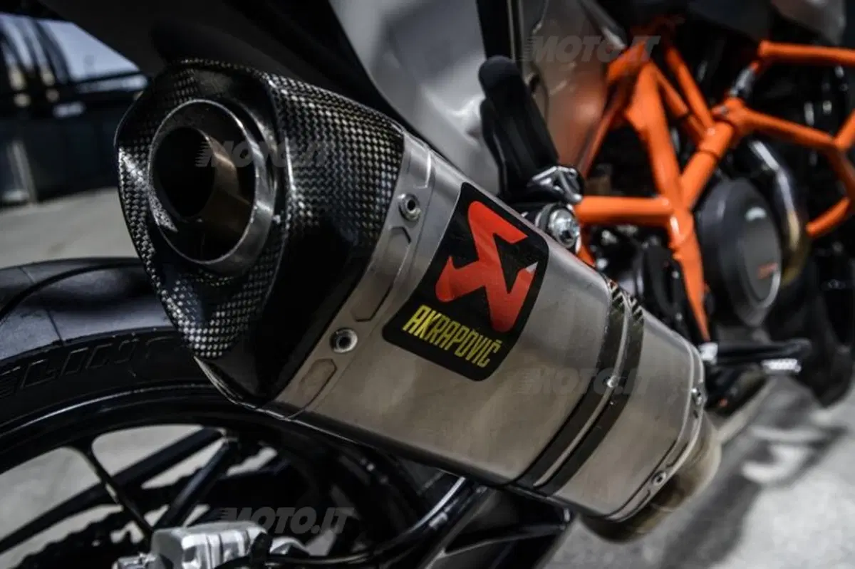 KTM 690 LC4. Duke R, Enduro R e SMC R  (60)
