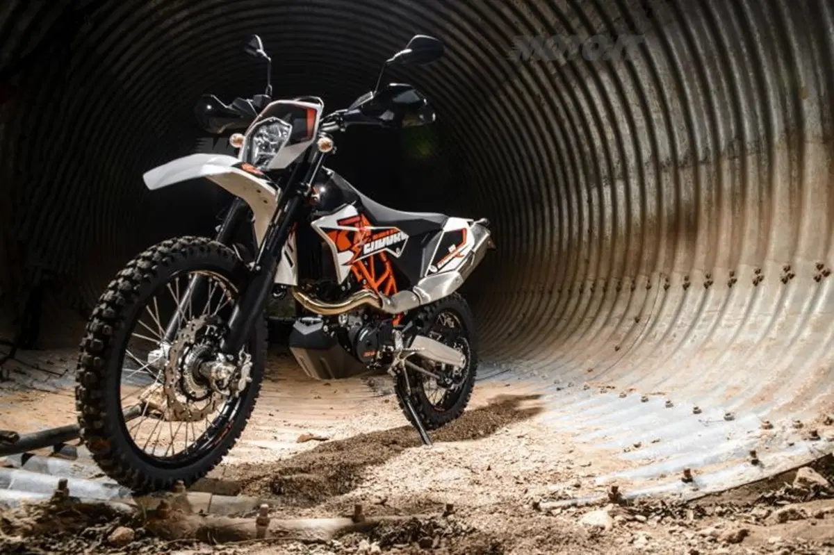 KTM 690 LC4. Duke R, Enduro R e SMC R  (66)