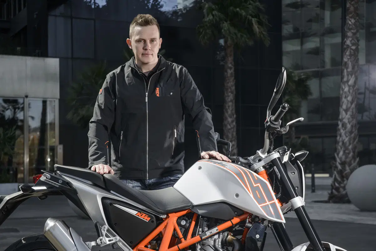KTM 690 LC4. Duke R, Enduro R e SMC R  (82)
