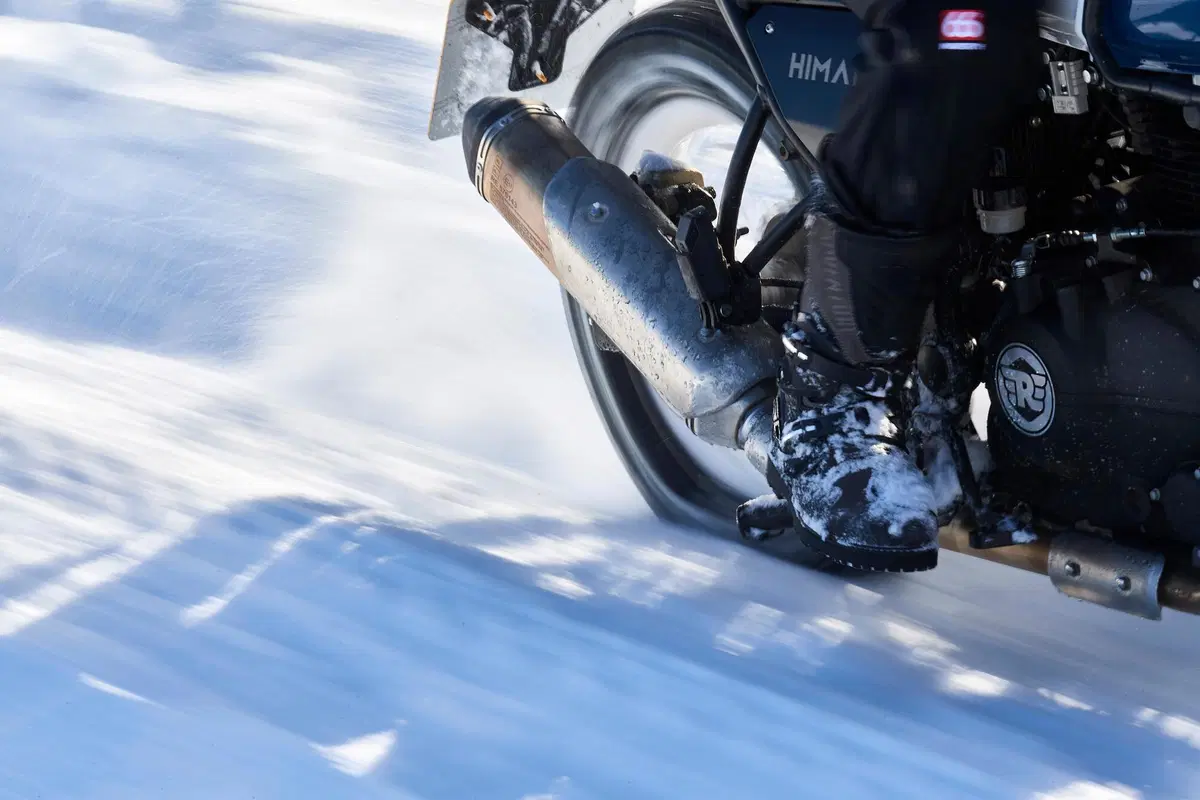 Royal Enfield 90South: il racconto di Dean Coxson della spedizione al Polo Sud (2)