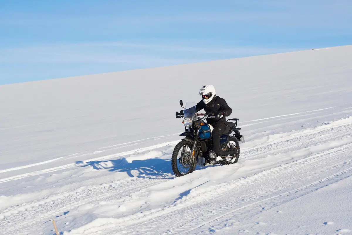 Royal Enfield 90South: il racconto di Dean Coxson della spedizione al Polo Sud (4)