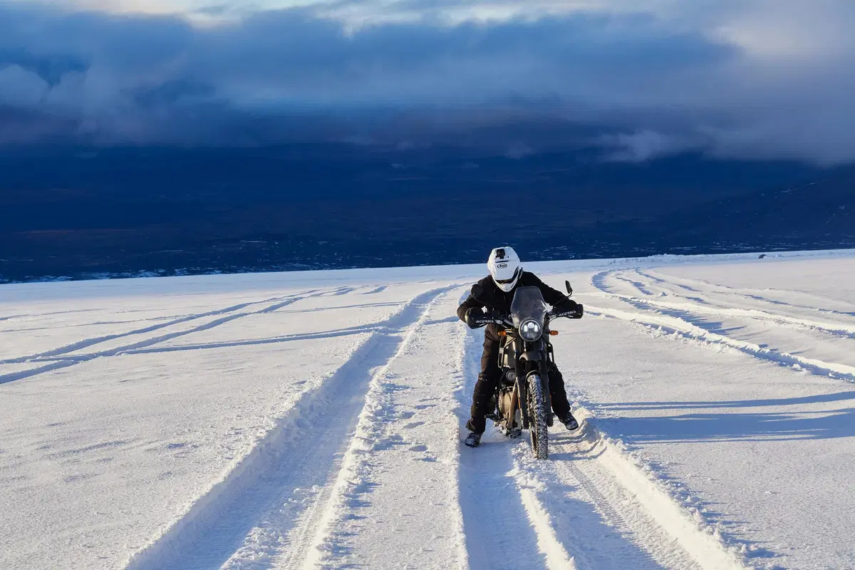 Royal Enfield 90South: il racconto di Dean Coxson della spedizione al Polo Sud (8)