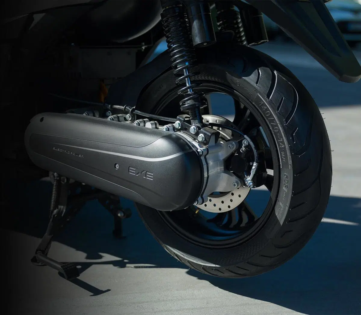 Nerva Exe. Scooter elettrico da 277 kg (4)