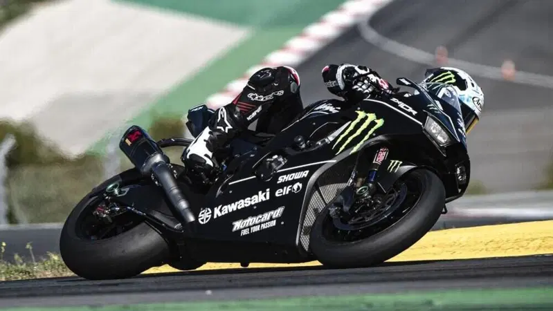 SBK, Test Portimao: Rea, Razgatliuoglu e Bautista in un solo decimo