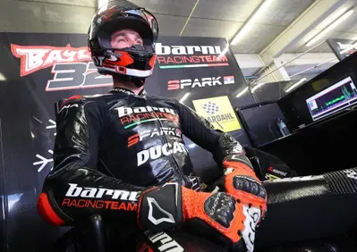 SBK, test Portimao: frattura del malleolo per Oli Bayliss