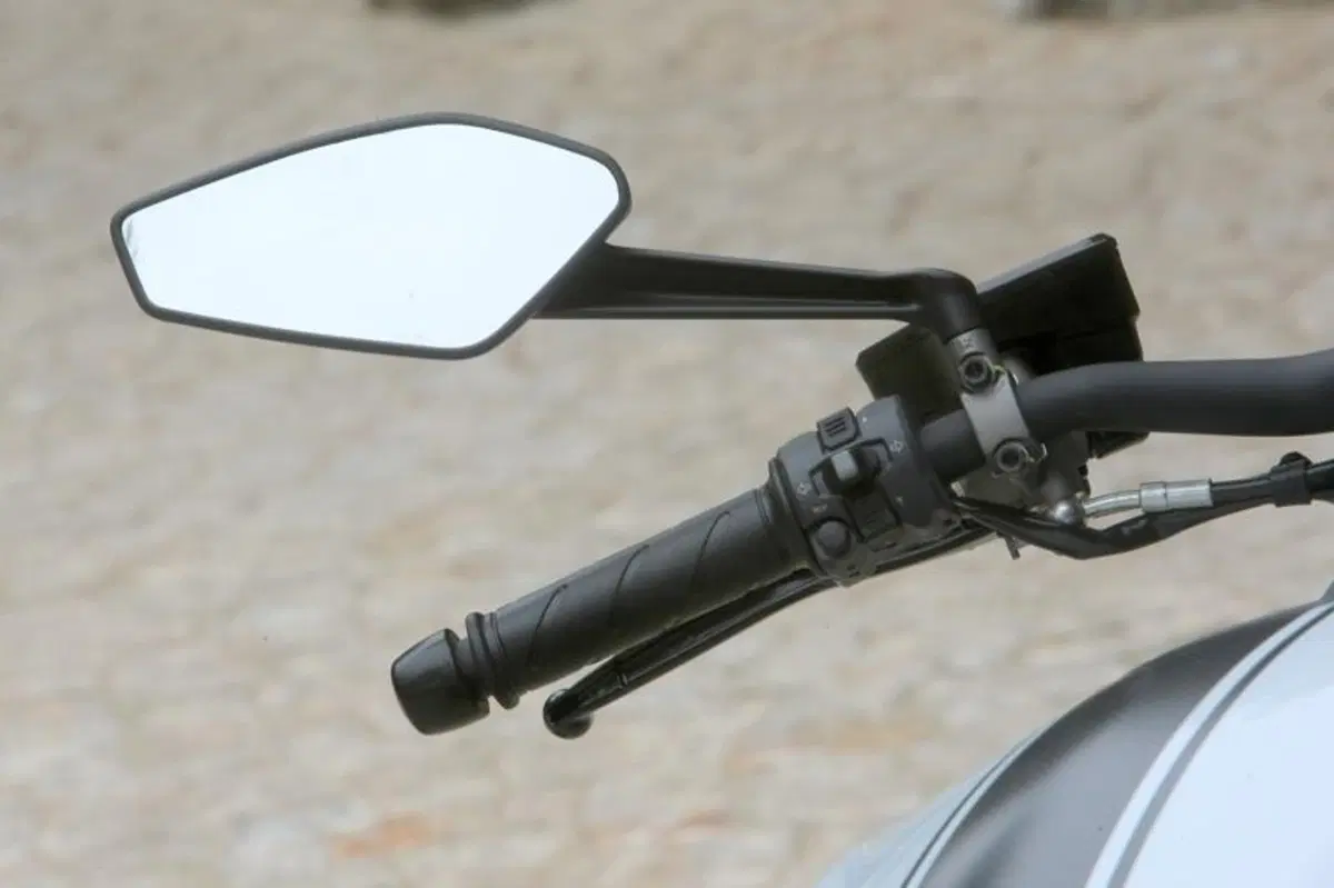 Ducati Diavel Carbon (51)