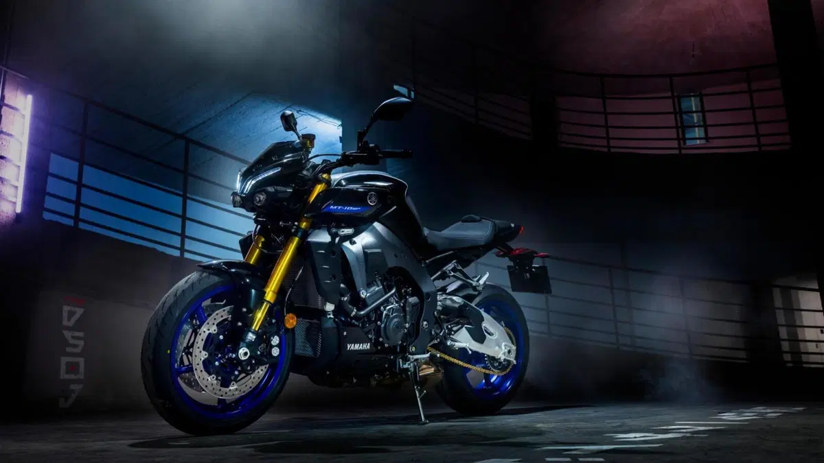 Yamaha MT-10 e MT-10 SP: prezzi e arrivi delle novità 2022 (19)