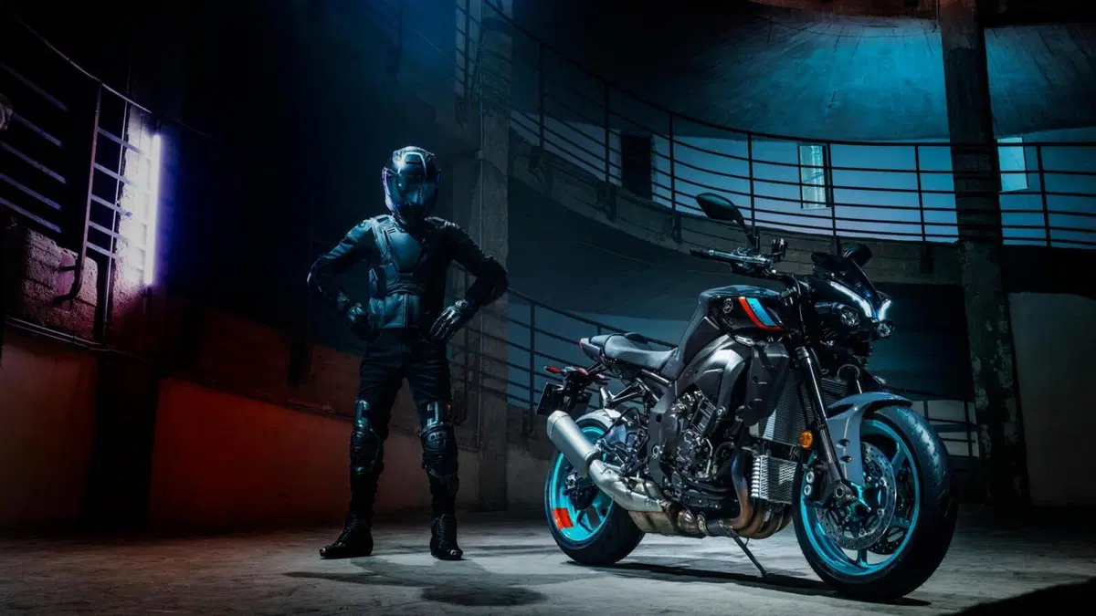 Yamaha MT-10 e MT-10 SP: prezzi e arrivi delle novità 2022 (35)
