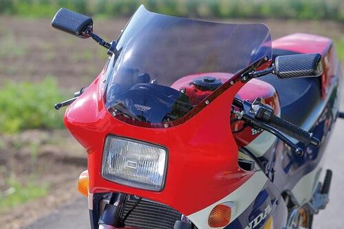 Honda NS 400R Foliserie, ancora una due tempi aggiornata nella ciclistica (3)