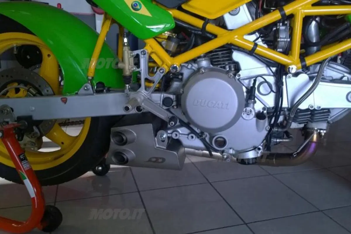 Monster 600 “For Brasil 2014” (2)