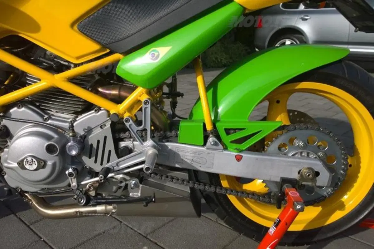 Monster 600 “For Brasil 2014” (4)