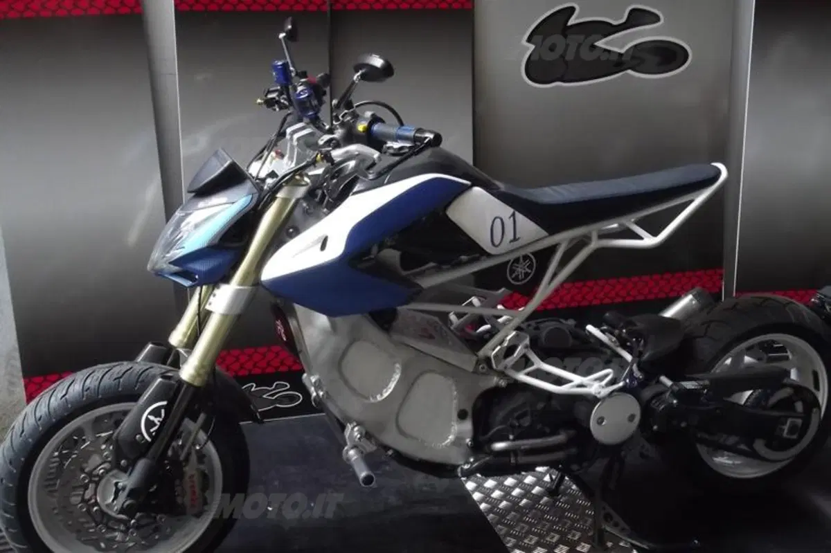 Yamaha TMax Extreme, da BRT Prototipi (4)