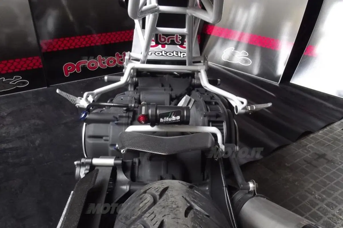 Yamaha TMax Extreme, da BRT Prototipi (24)