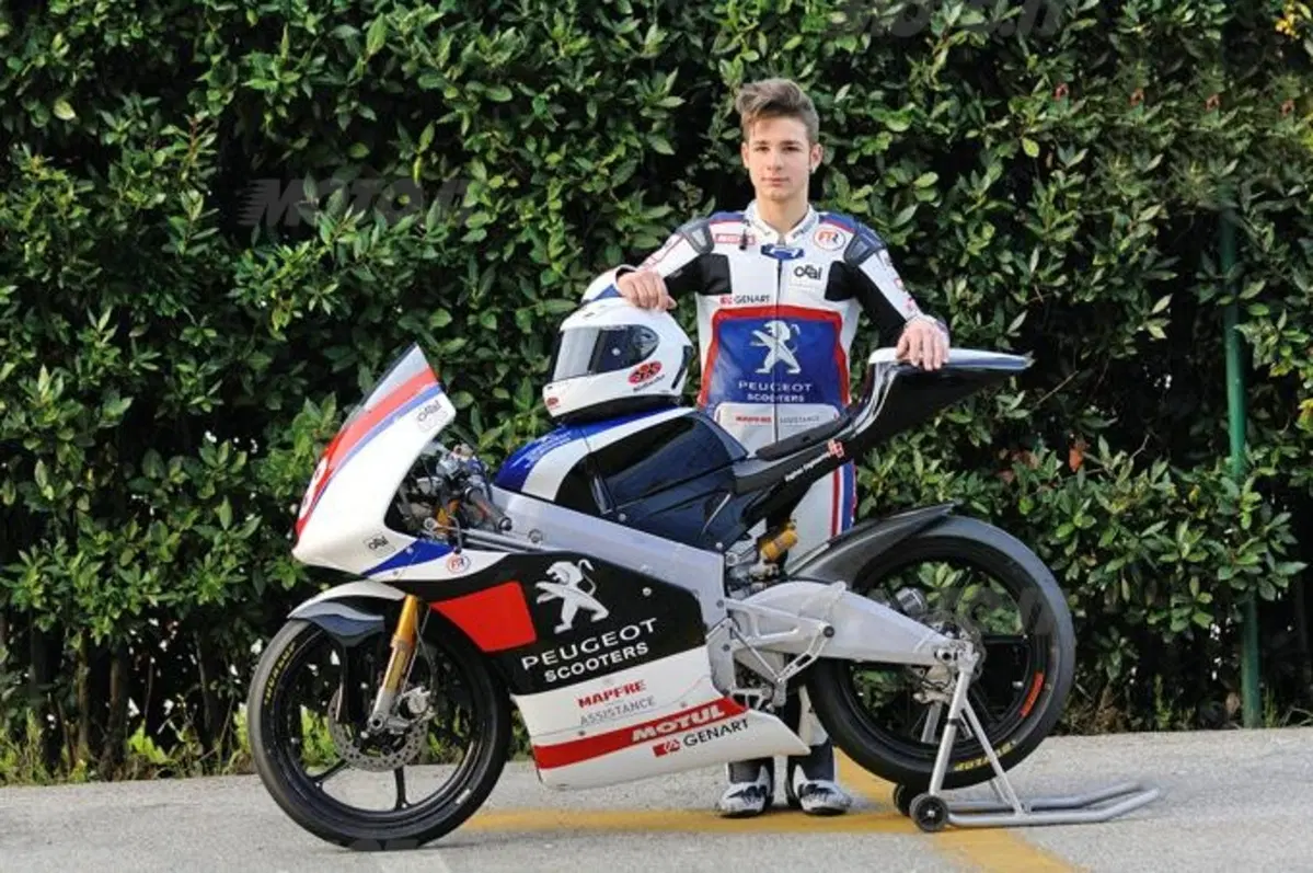 Peugeot Scooters Italia debutta nel CIV e nel Campionato Europeo Moto 3 (11)