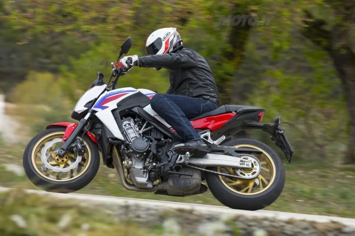 Honda CB 650F (4)