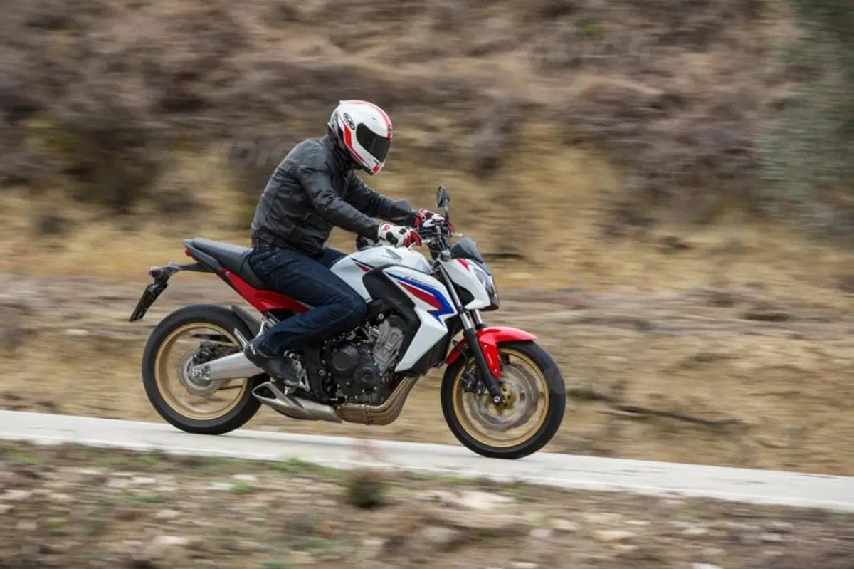 Honda CB 650F (16)