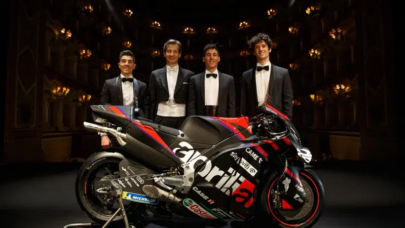 MotoGP 2022. Presentazione Aprilia: Factory team, RS-GP evoluta, alte ambizioni