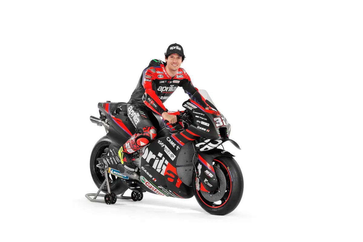 MotoGP 2022. Presentazione Aprilia: Factory team, RS-GP evoluta, alte ambizioni (19)