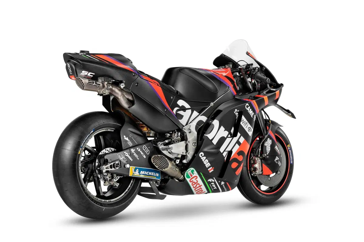 MotoGP: l'Aprilia RS-GP 2022 debutta online (7)
