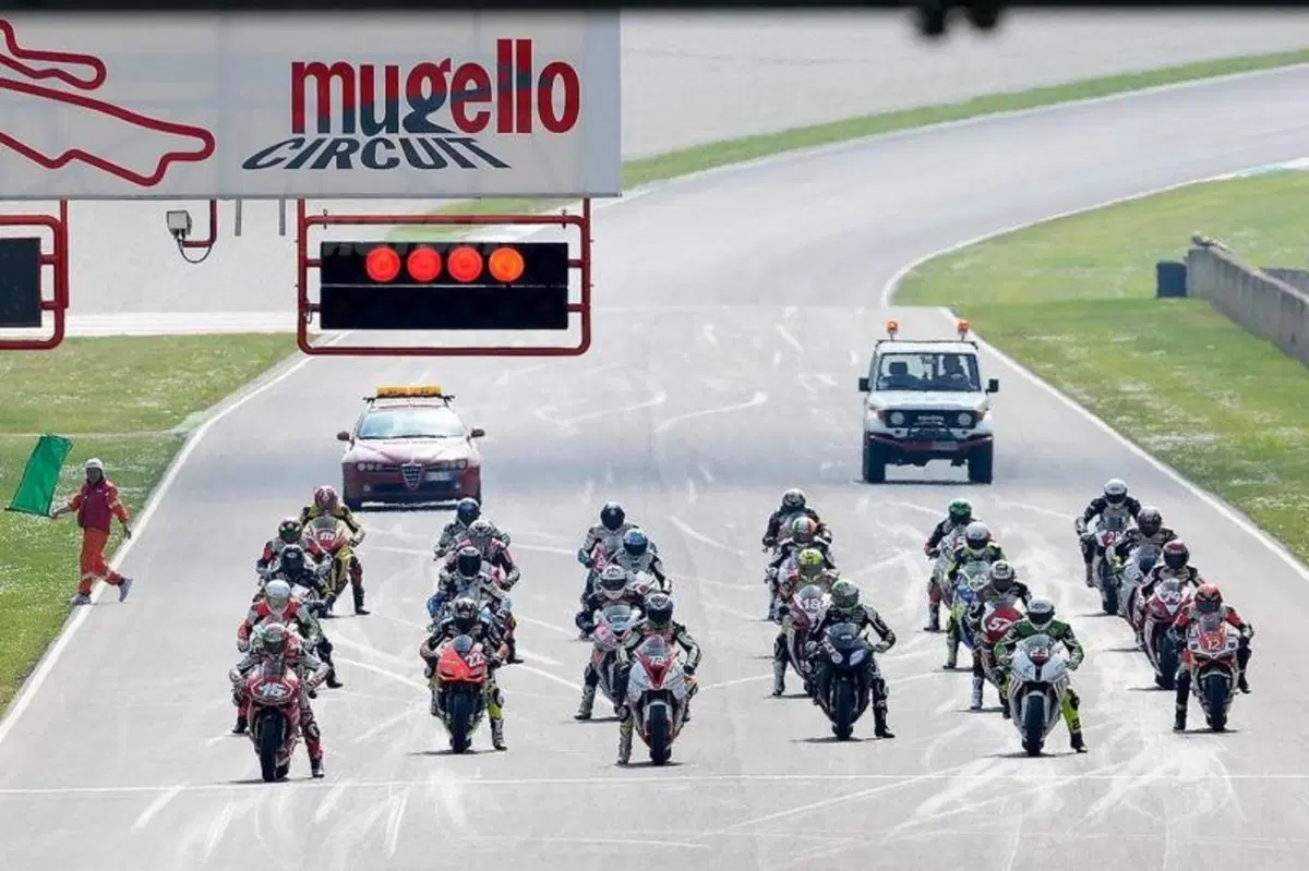 CIV al Mugello, imprevisti e fotofinish per il 2° round 