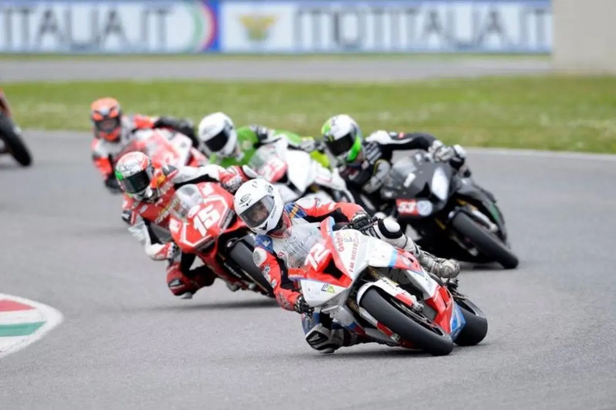CIV al Mugello, imprevisti e fotofinish per il 2° round  (3)